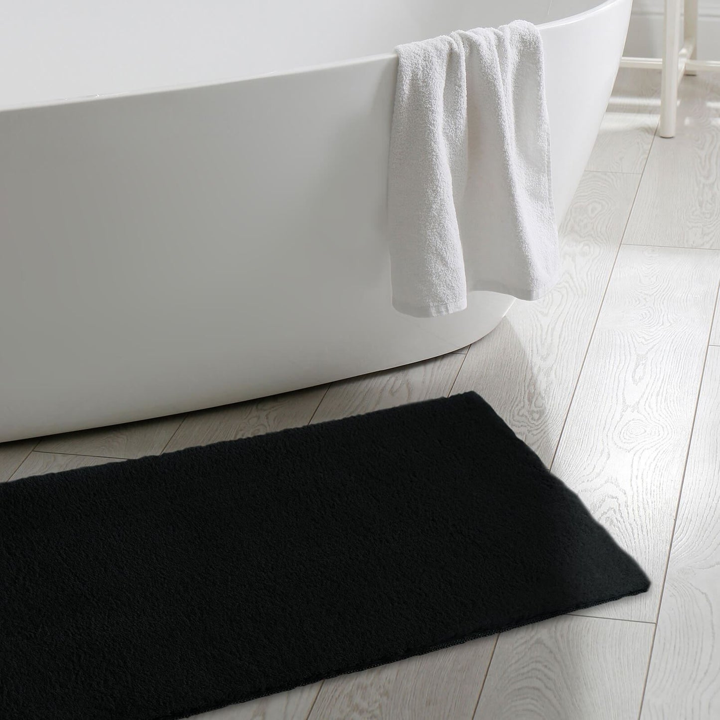 Royale Bathmat Black Plain Rug - 050 X 070cm (1ft 6" x 3ft 0")
