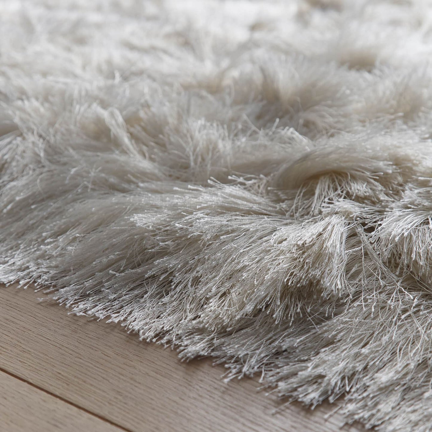 Origins Glamour Deluxe Ivory Rug