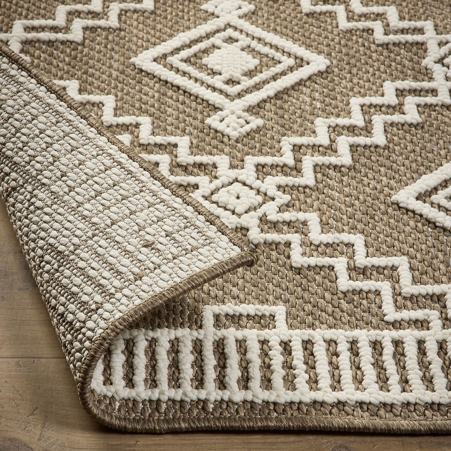 Origins Atlas Diamond Coffee Rug