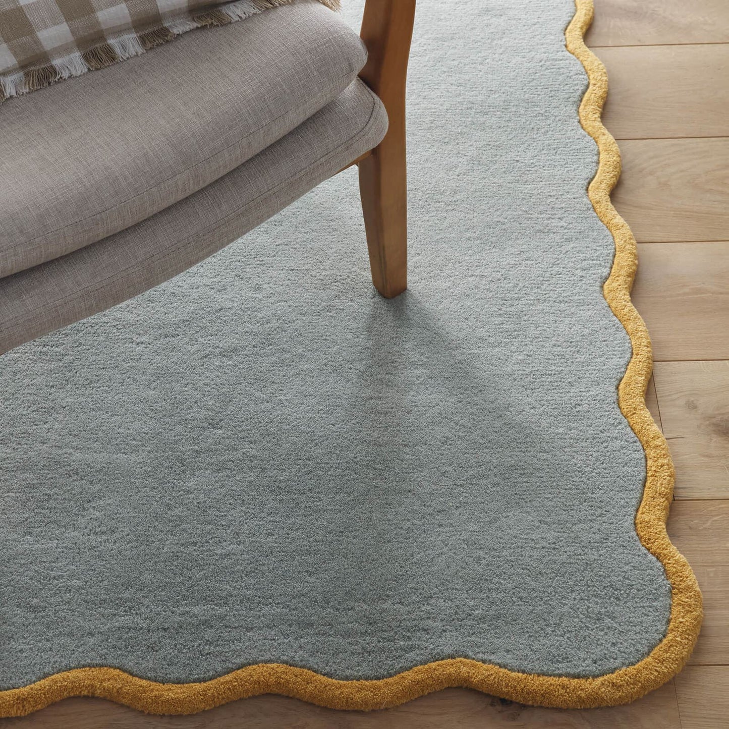 Origins Scalloped Elsie Duck Egg/Ochre Rug