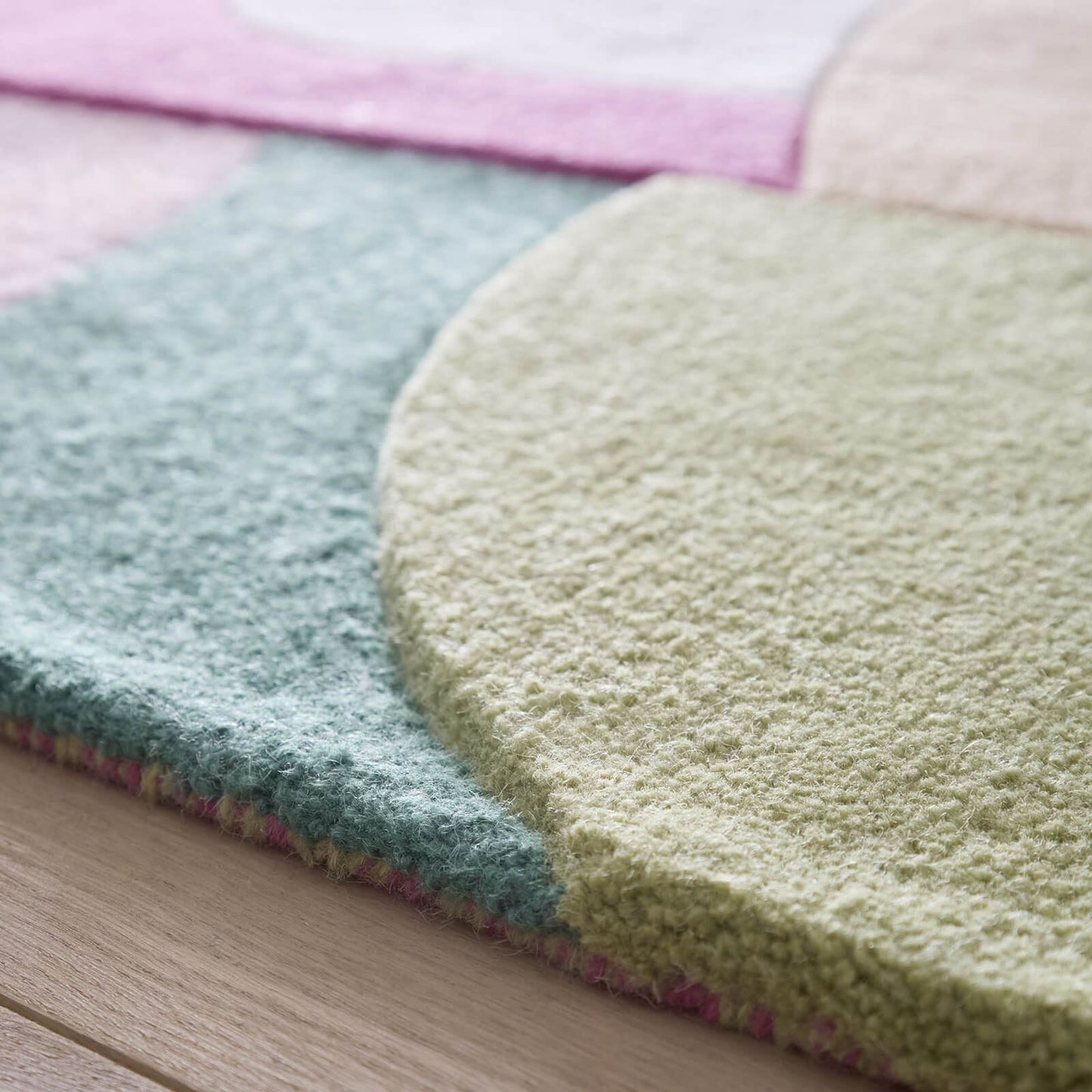 Origins Retro Deco Pink Rug