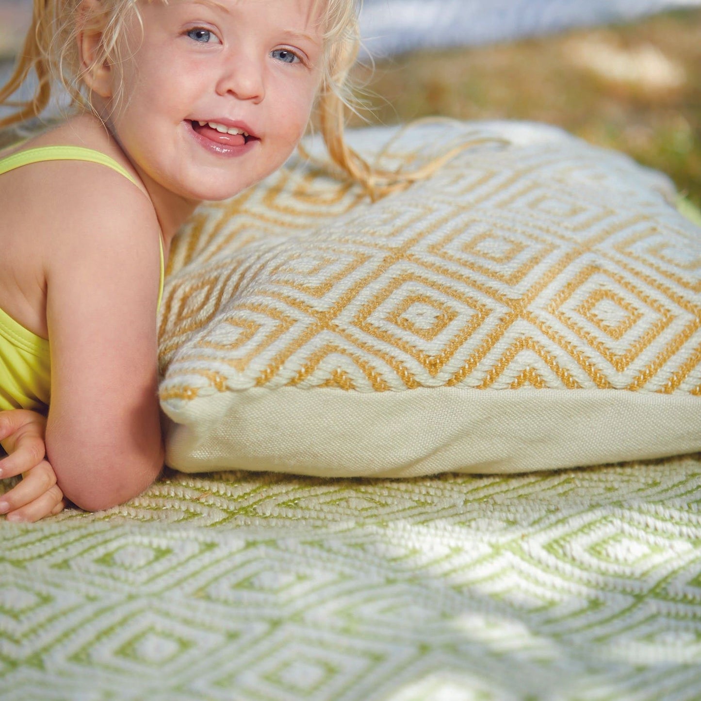 Hug Rug Woven Diamond Cushion Gold 45X45 Rug