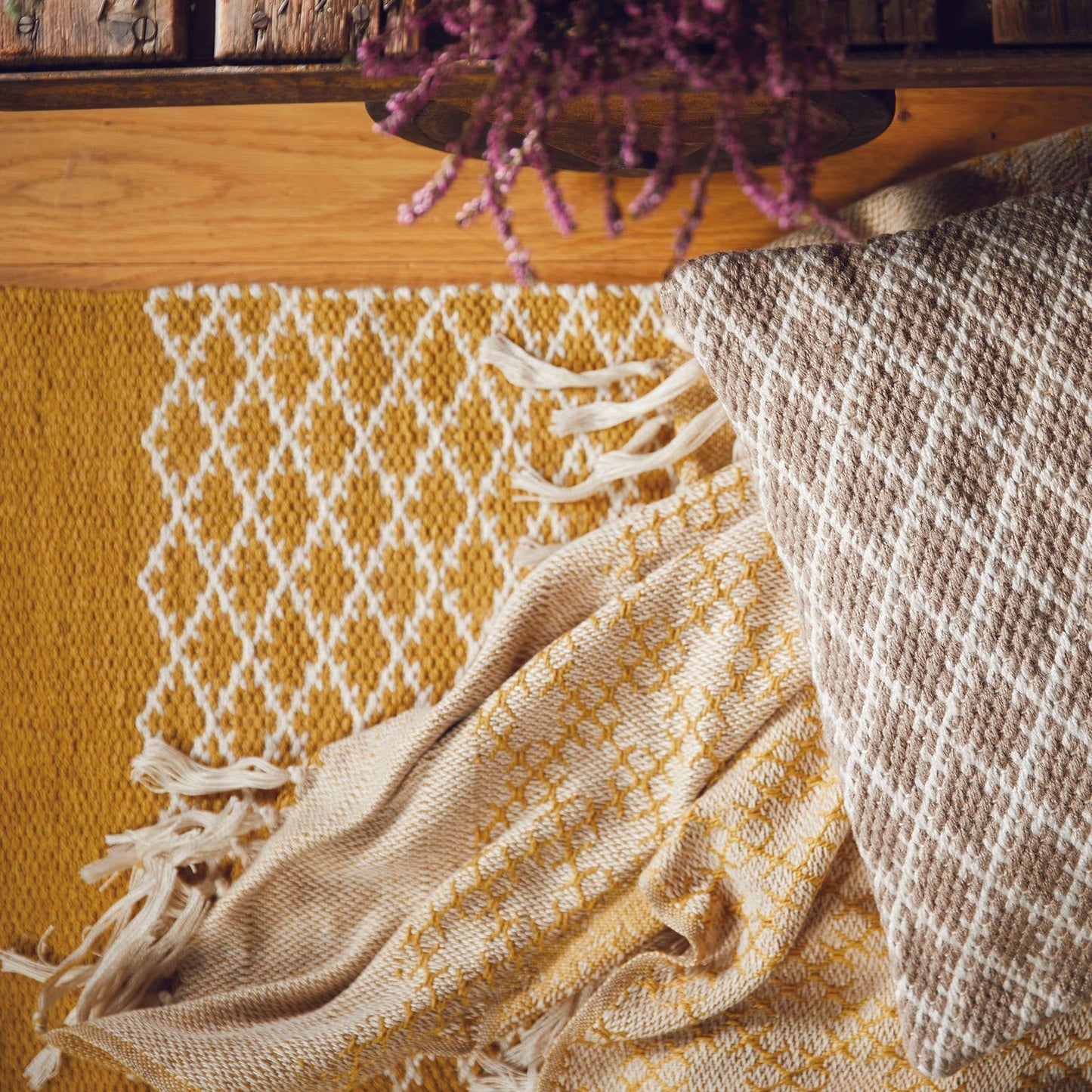 Hug Rug Woven Trellis Cushion Natural 45X45 Rug