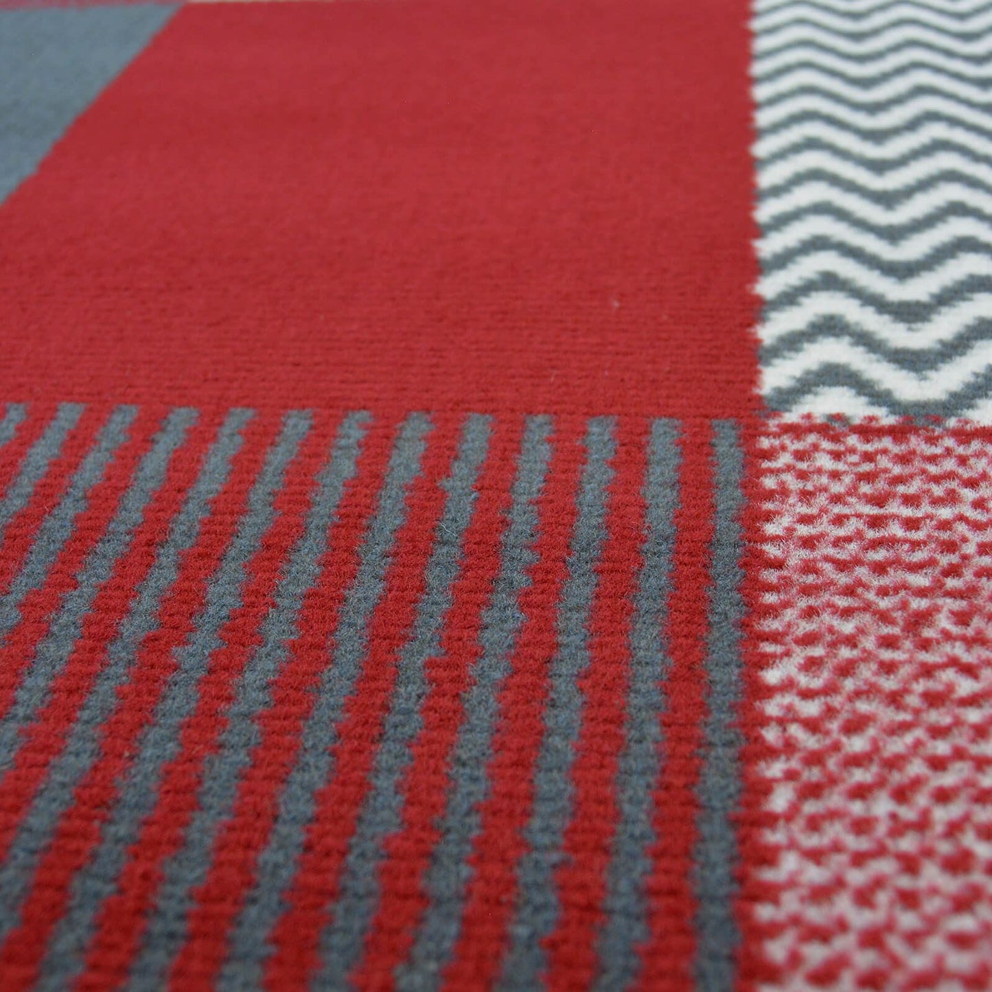 Maestro Montreal Red Blocks Rug