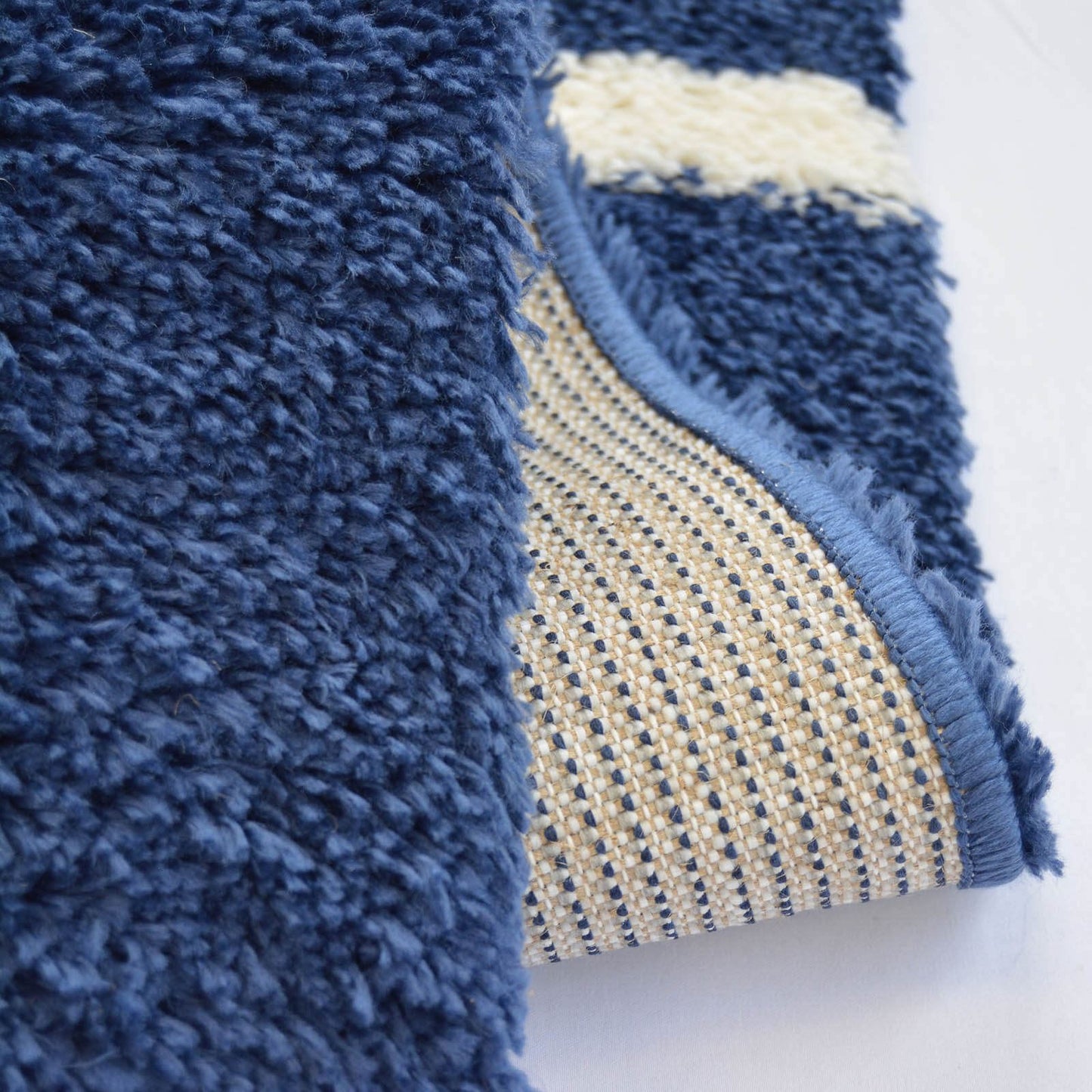 Snug Navy Bubbles Rug