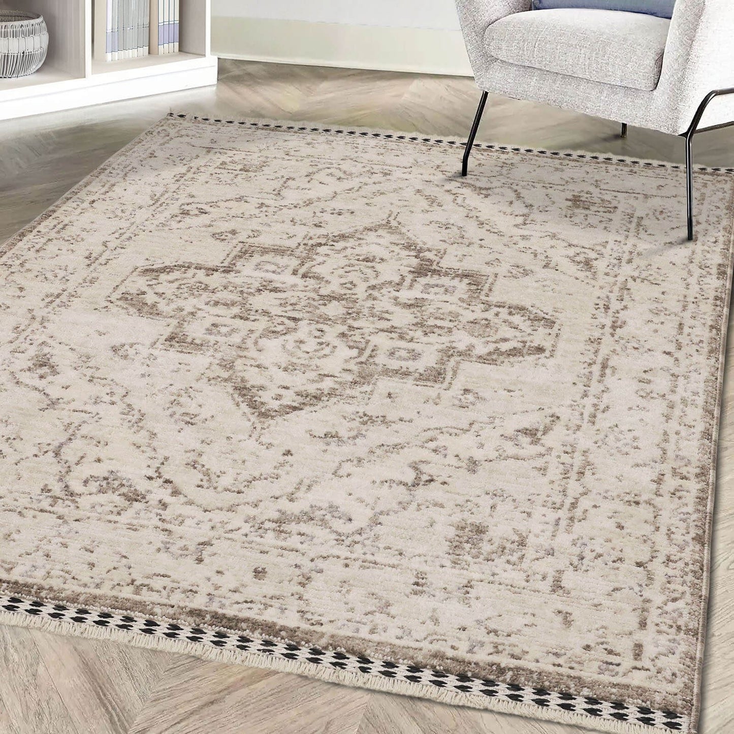Mateo Traditional Grey Vintage Rug