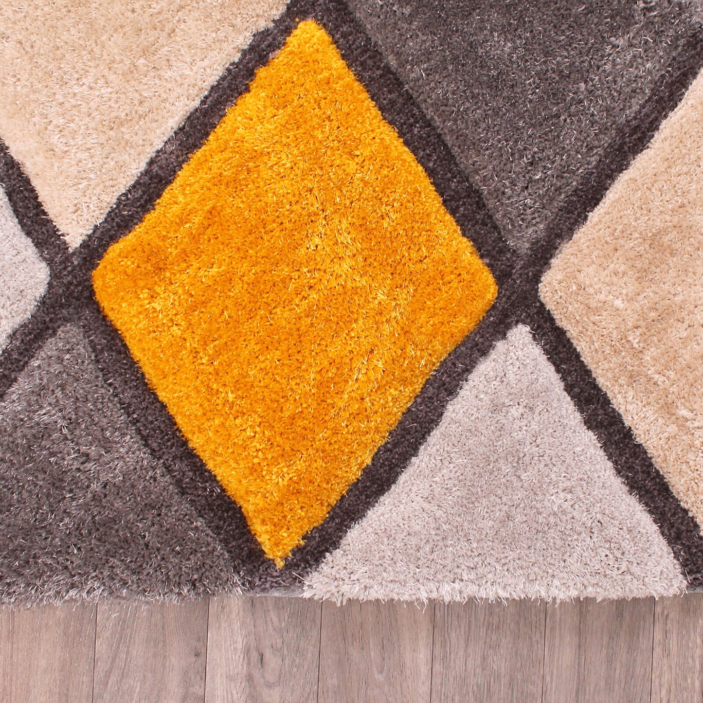 Ultimate Home Living 3D Carved Diamond Ochre Rug
