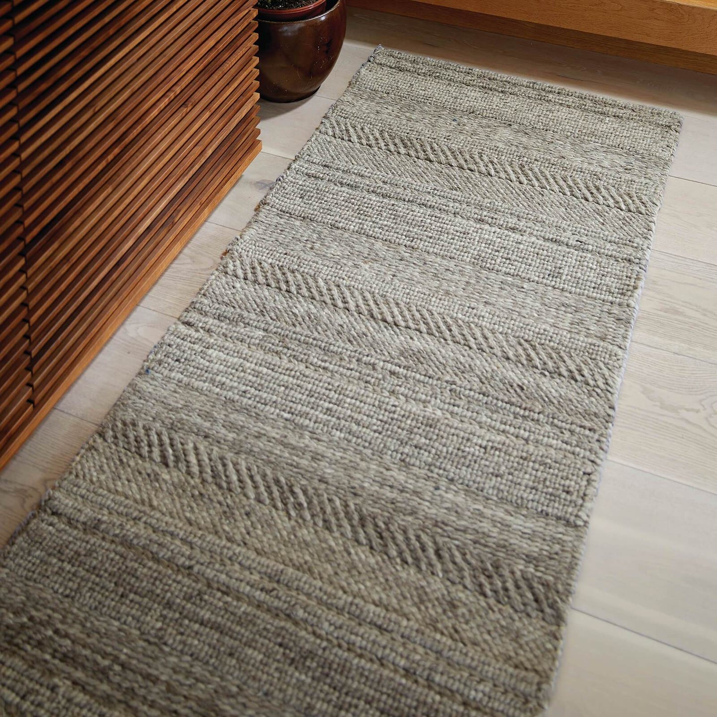Chunky Knit Natural Modern Rugs