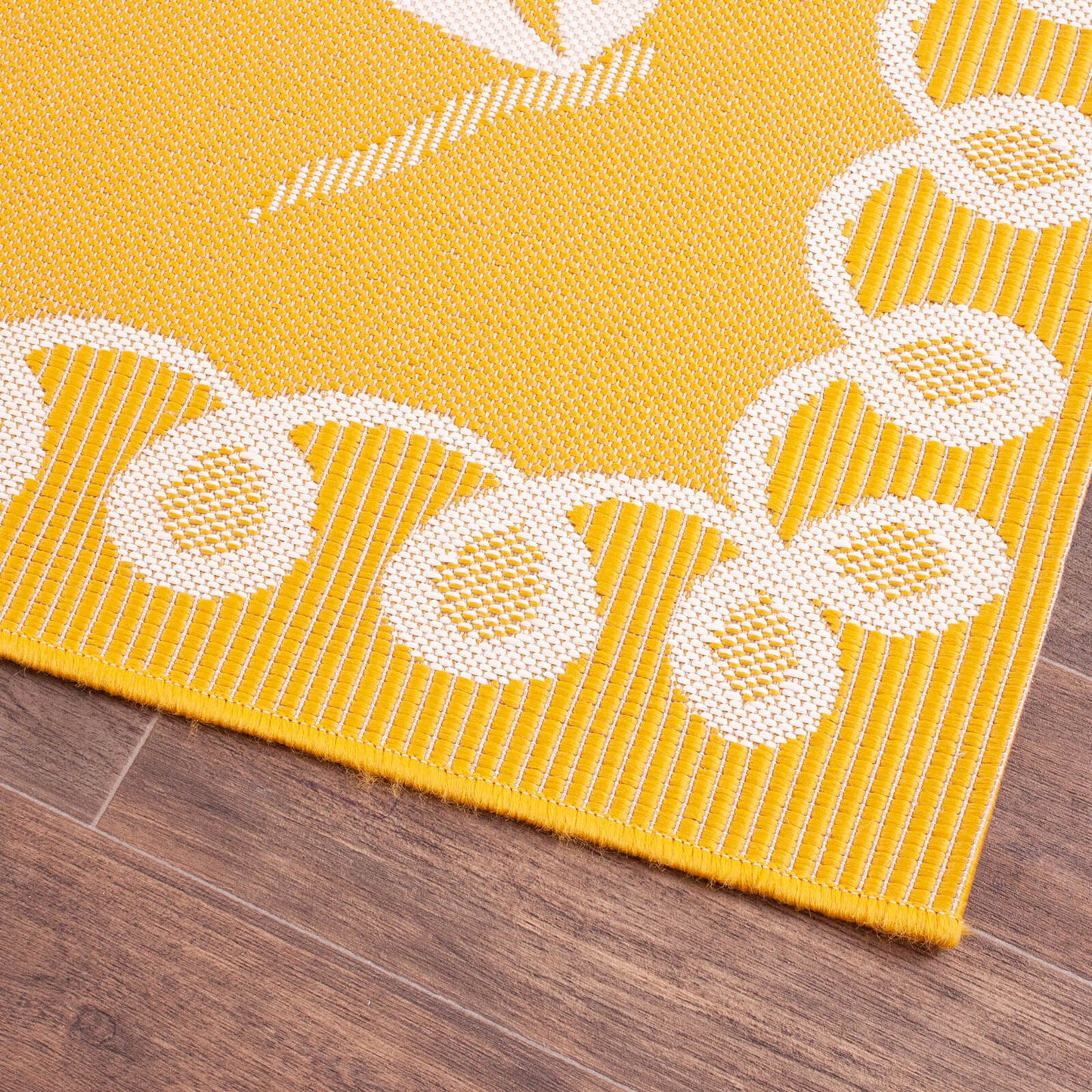 Rug Style Terrace Dragonfly Gold Rug