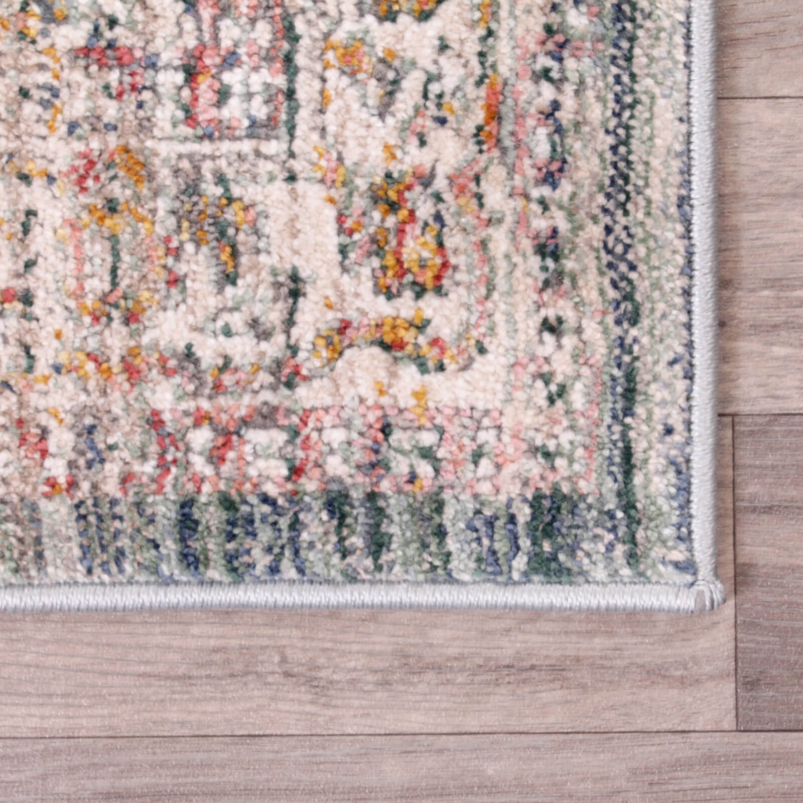 Ultimate Home Living Nova 8881C Green Rug