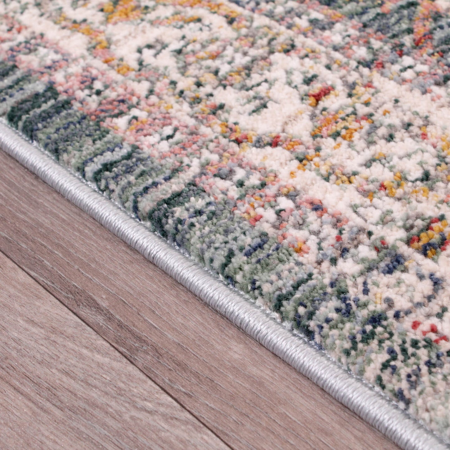 Ultimate Home Living Nova 8881C Green Rug