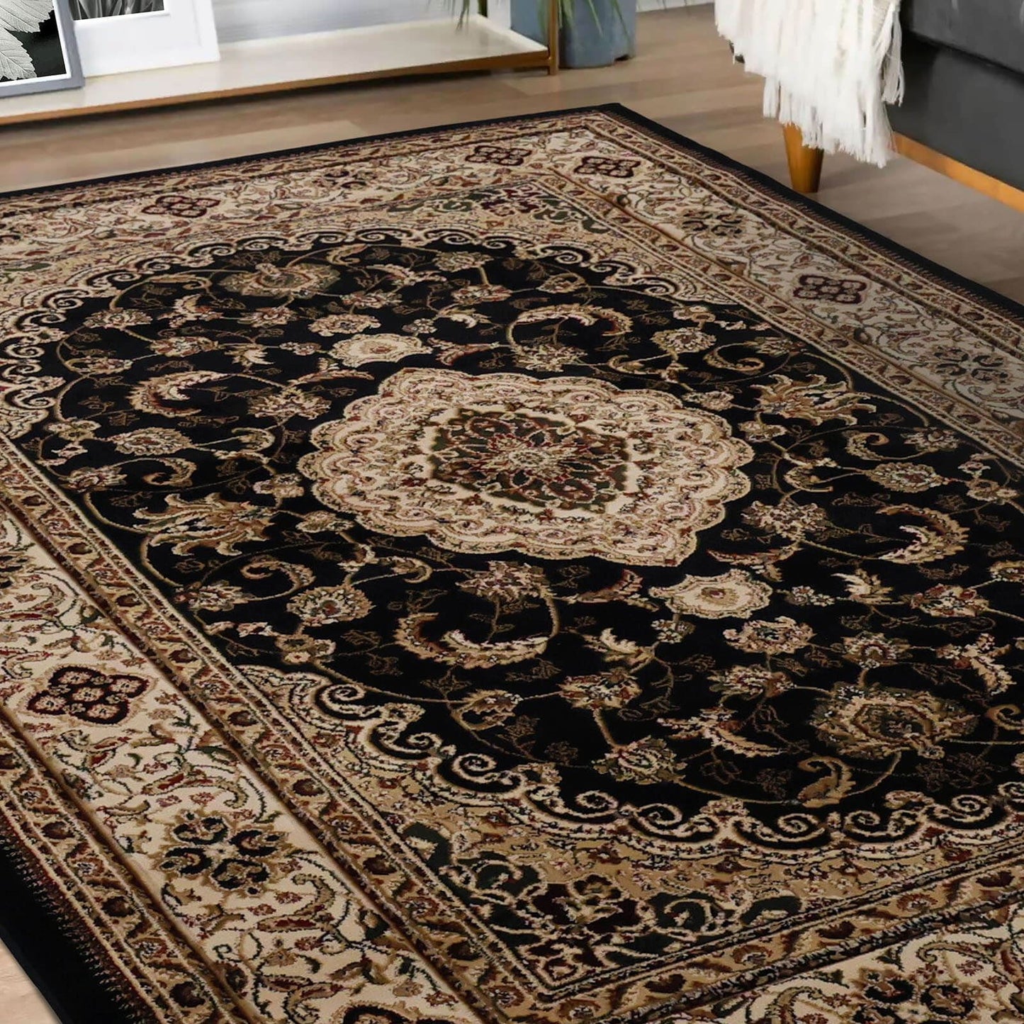 Victoria Traditional Black Classical Rug