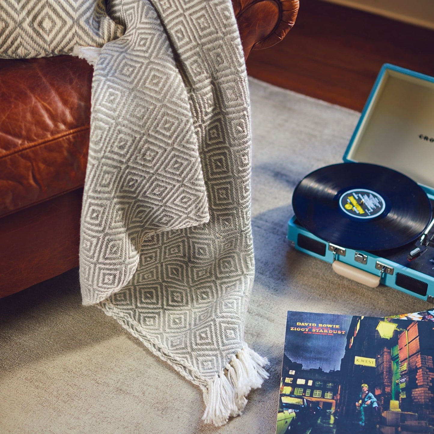 Hug Rug Woven Diamond Throw Sky Grey 130X180 Rug