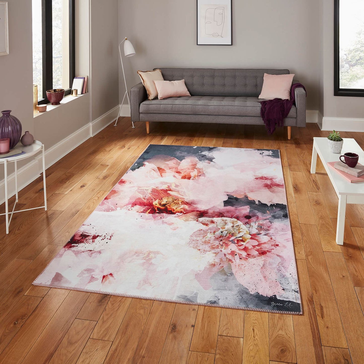 Michelle Collins FLOO24 Rose/Black Modern Rug