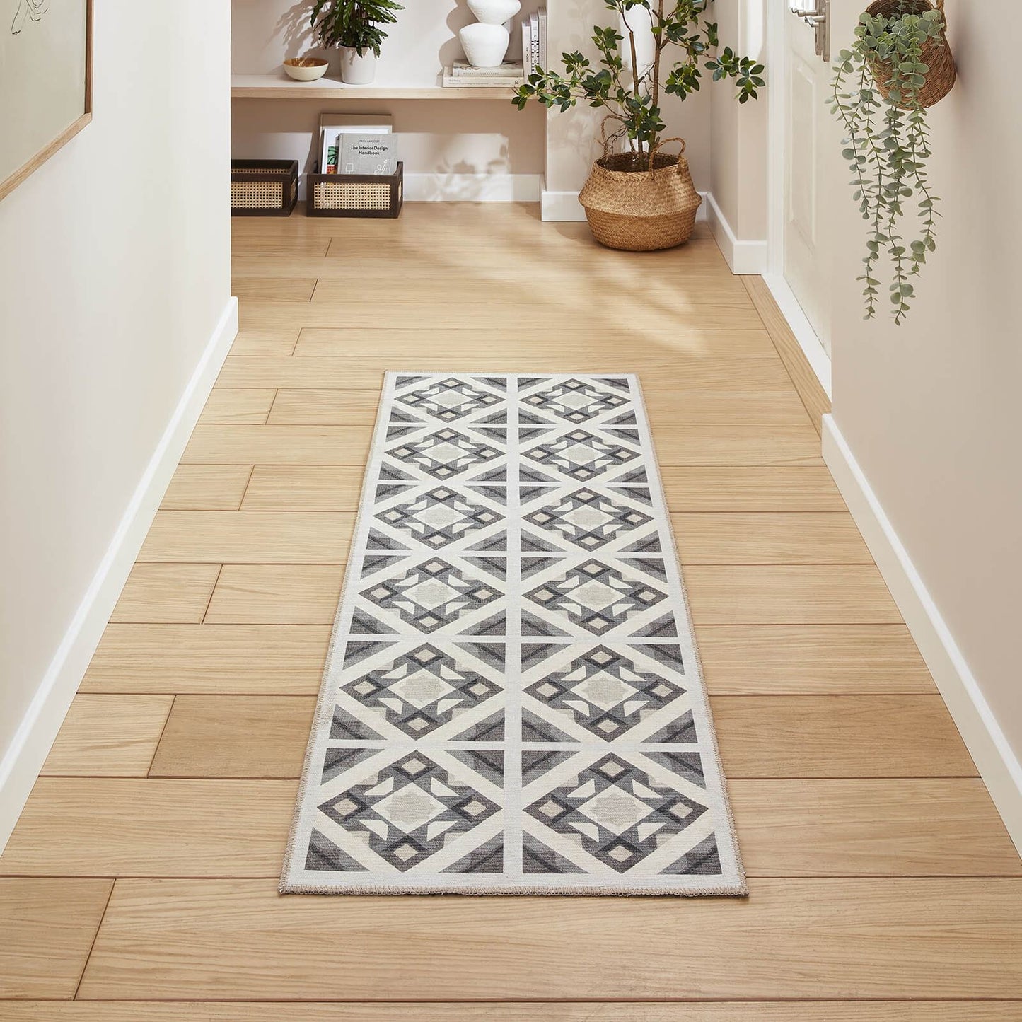 Victoria H1187 Grey/Beige Washable Rug - 75 x 230cm Hall Runner