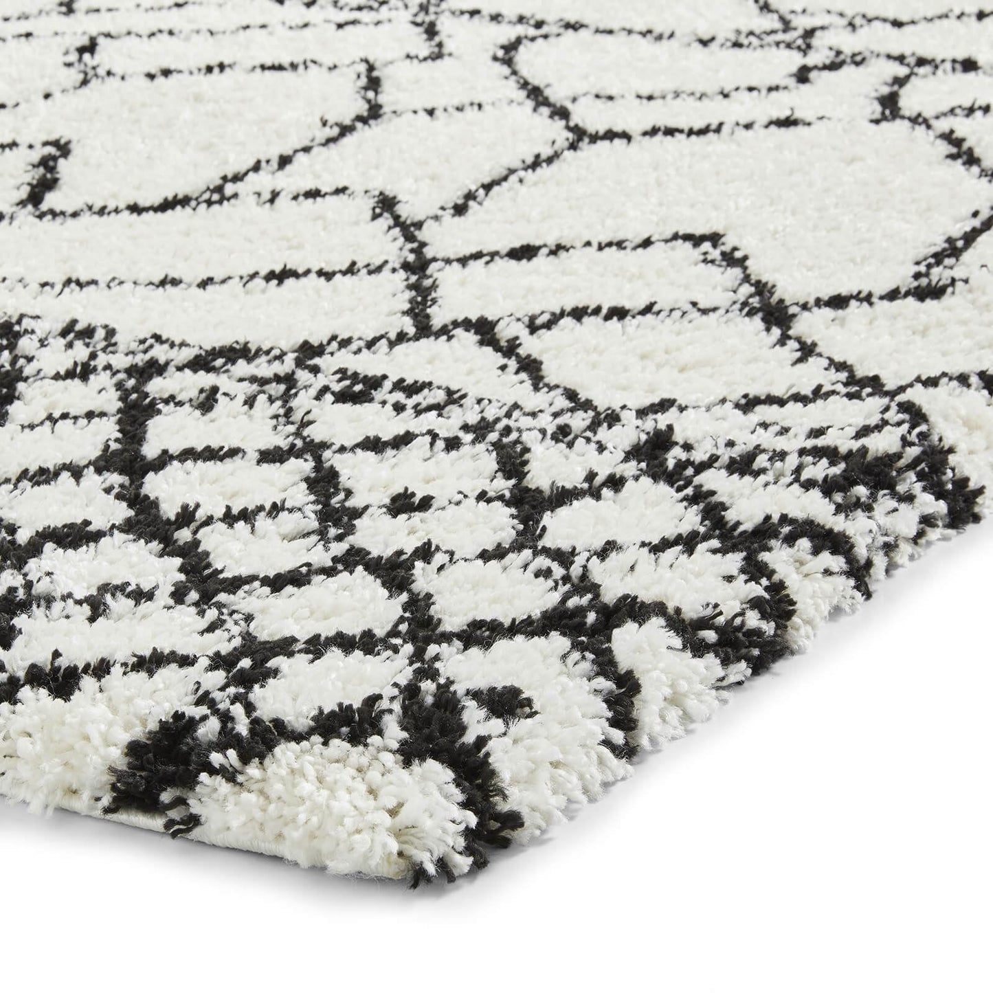 Scandi Berber G276 White/Black Shaggy Rug