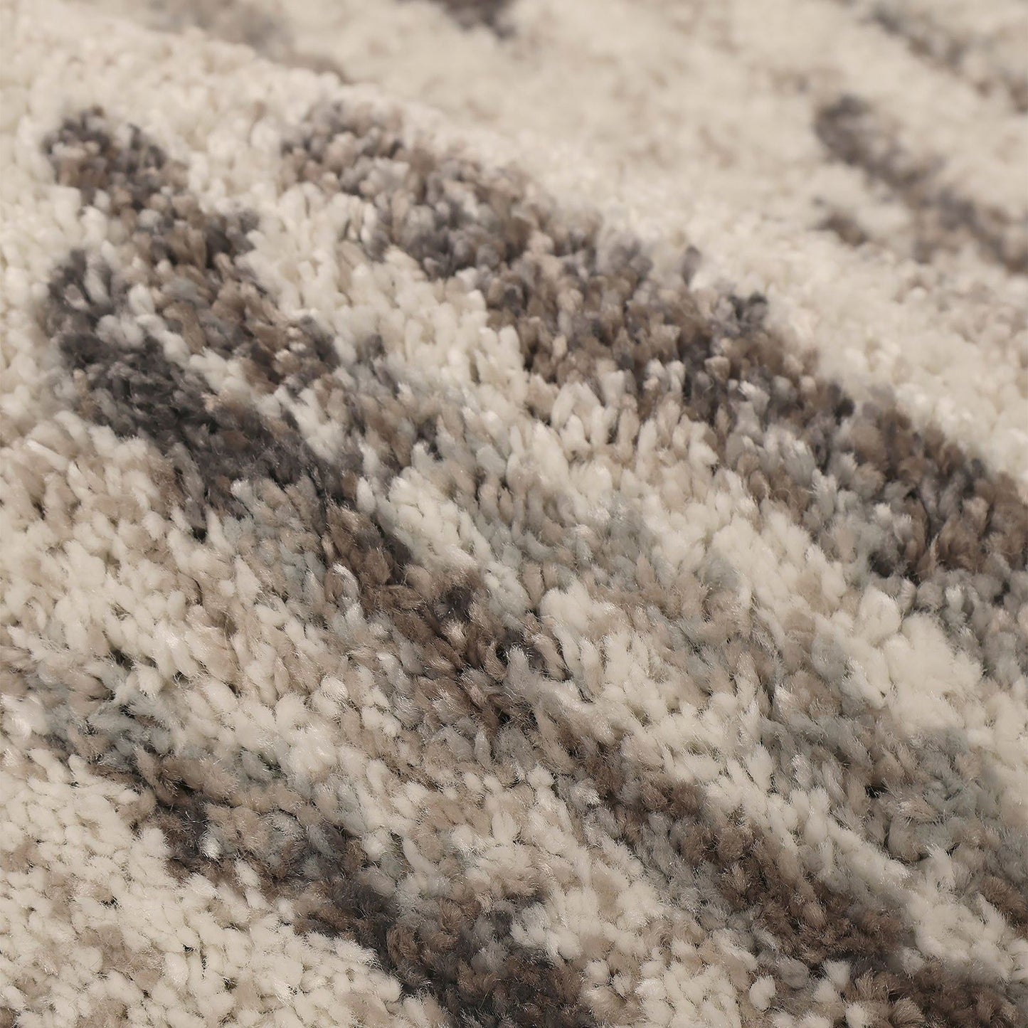 Gio Diamonds Geometric Natural Rug
