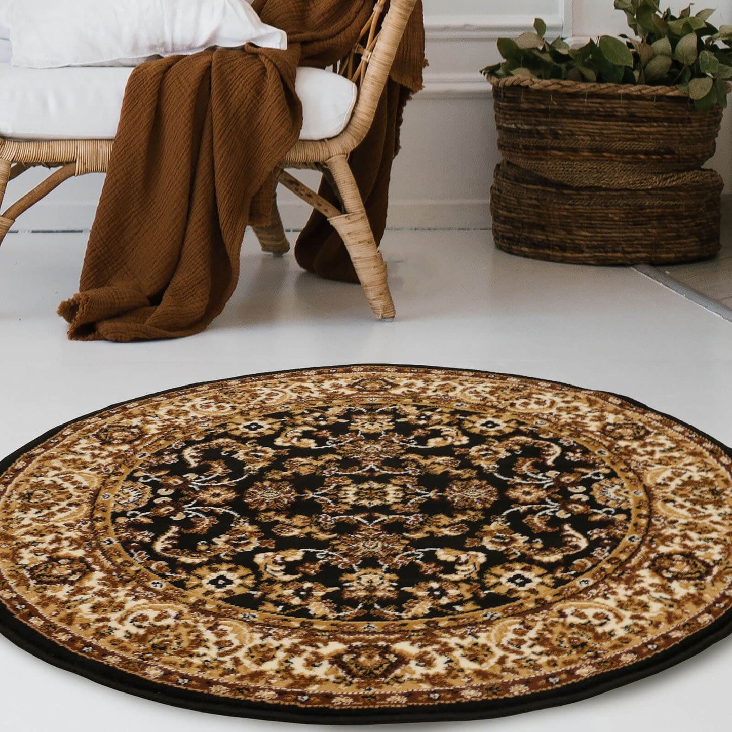 Maestro Beluchi Black Traditional Rug