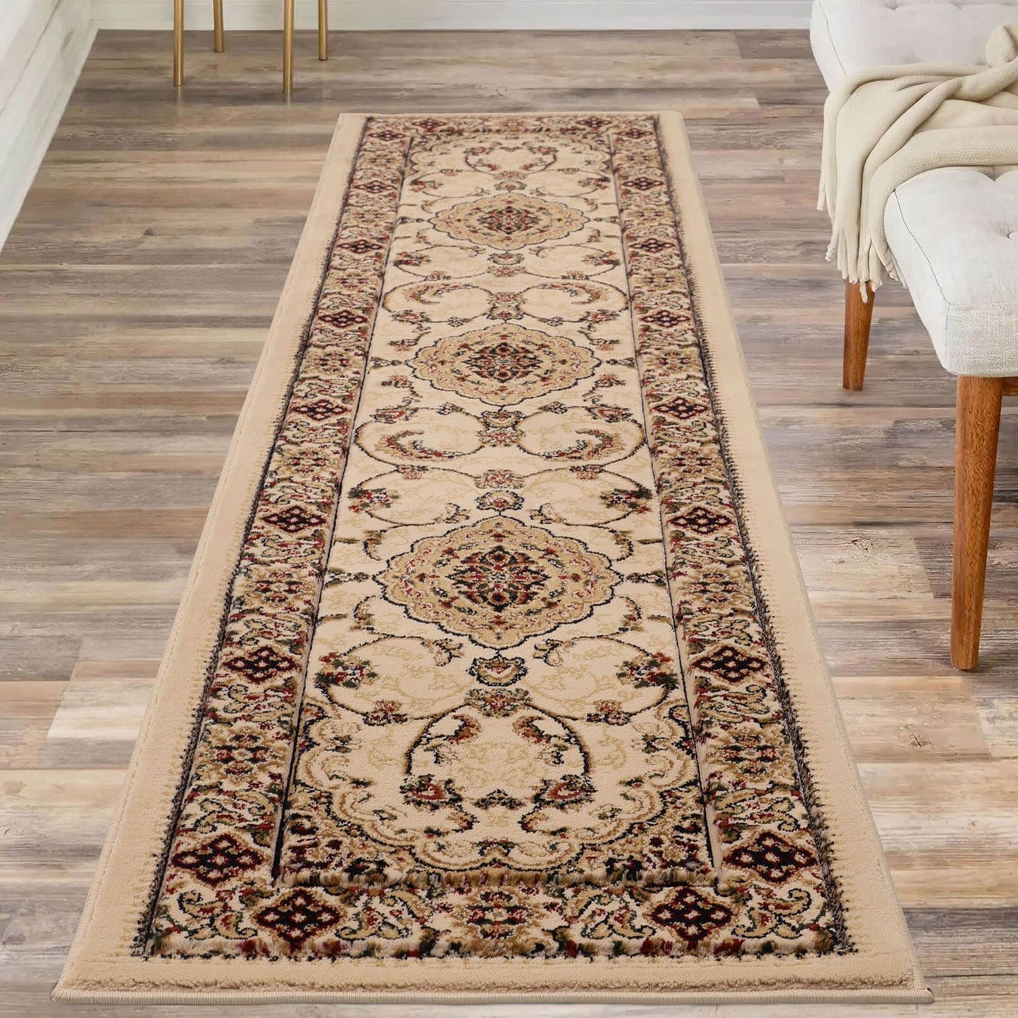 Victoria Traditional Cream Classical Rug