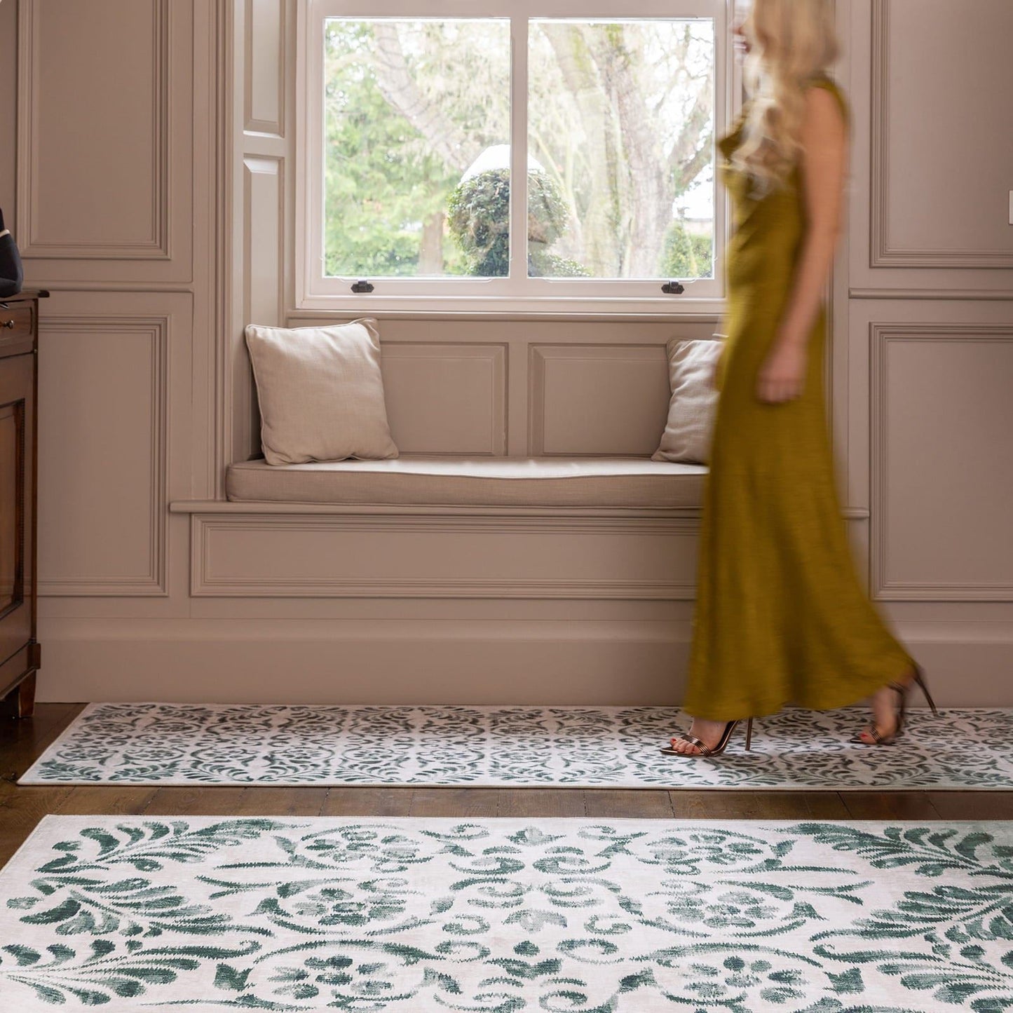 Hug Rug Eco-Washable Vintage Scroll Green Rug