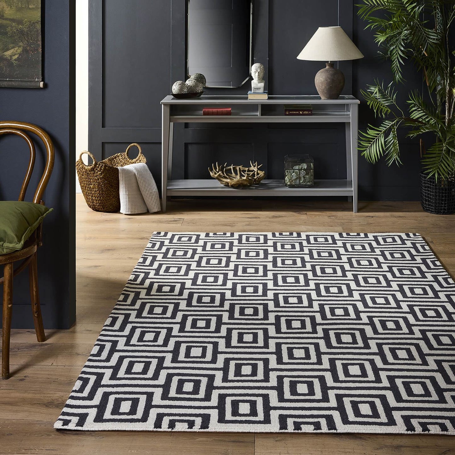 Origins Labyrinth Black White Rug