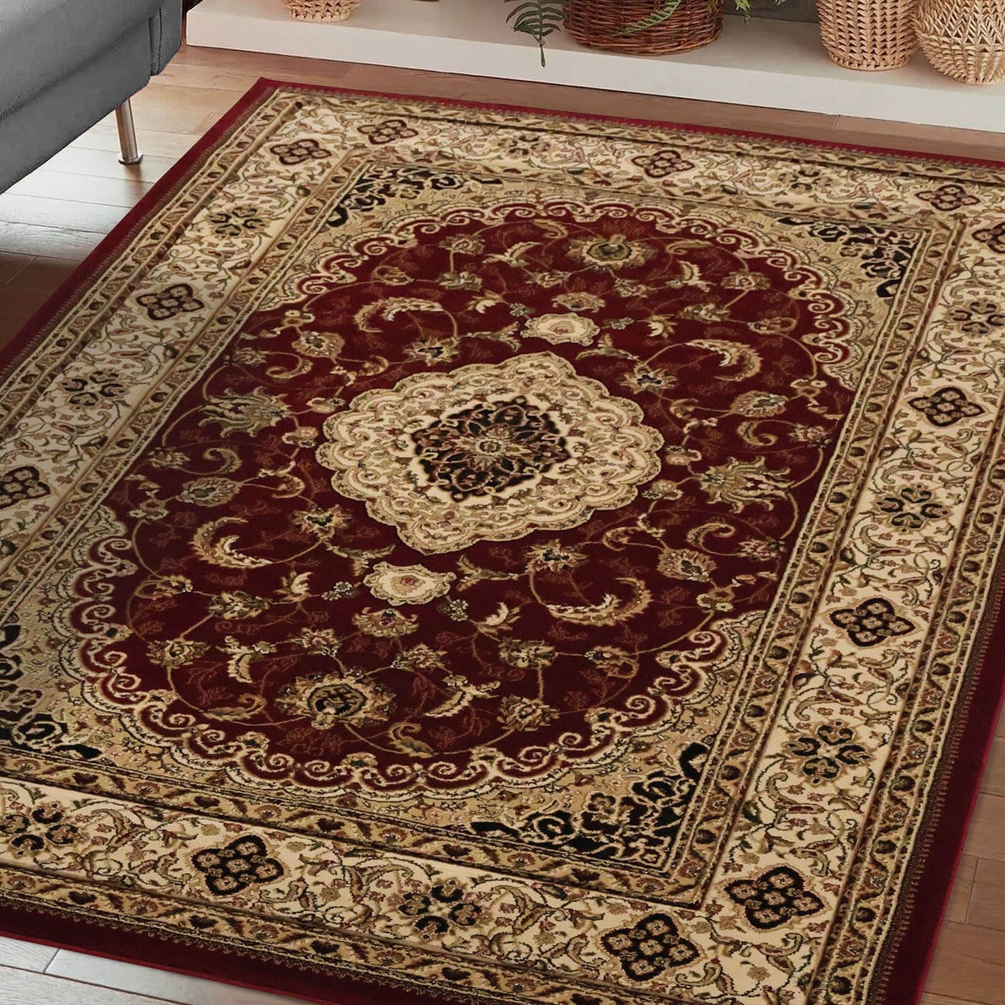 Victoria Traditional Red Classical Rug