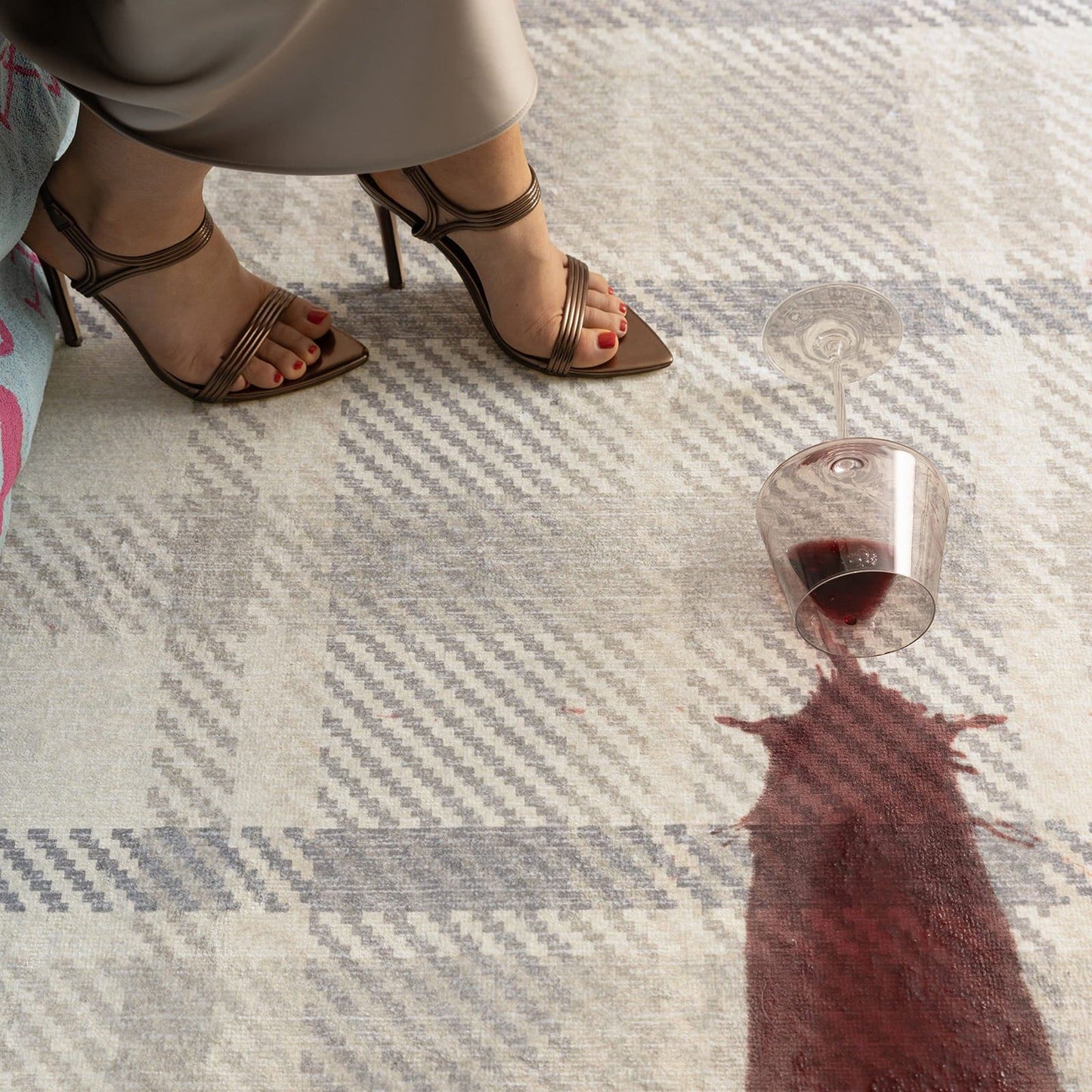 Hug Rug Eco-Washable Isla Plaid Natural Rug