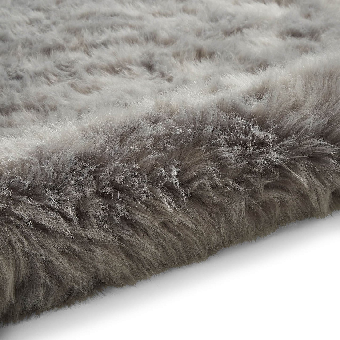 Polar Plush Grey Soft Shaggy Rug - 160 x 220cm (5ft 3" x 7ft 3")