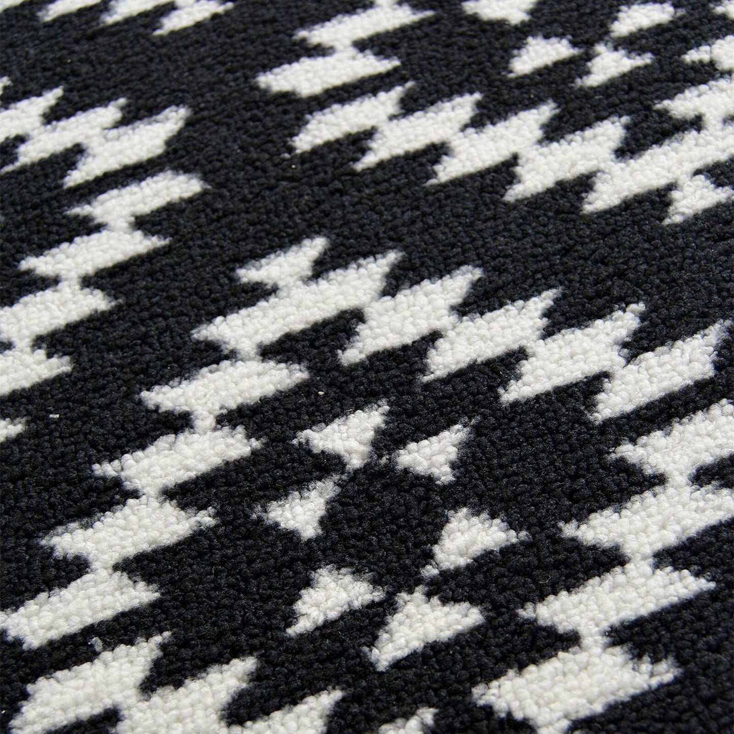 Deco Aztec Black Geometric Rug