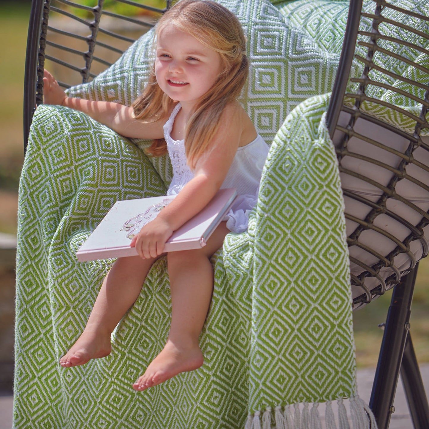 Hug Rug Woven Diamond Throw Green 130X180 Rug