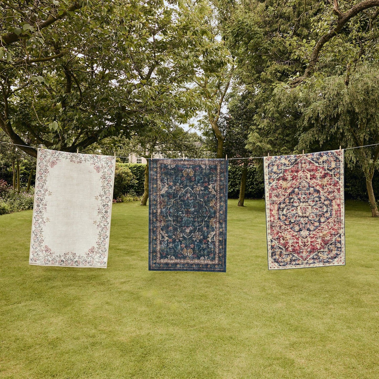 Hug Rug Eco-Washable Midnight Paisley Rug