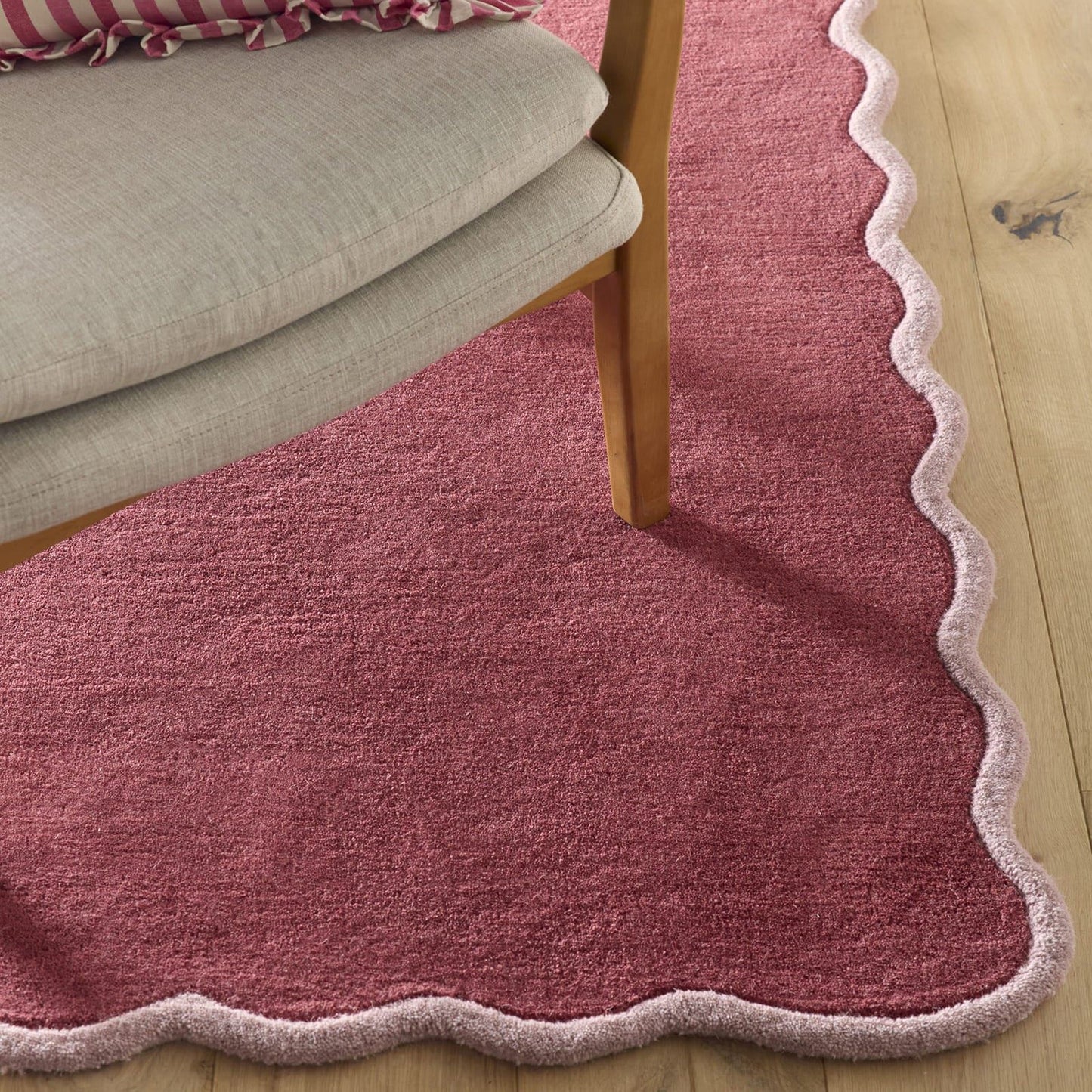 Origins Scalloped Elsie Coral/Lilac Rug