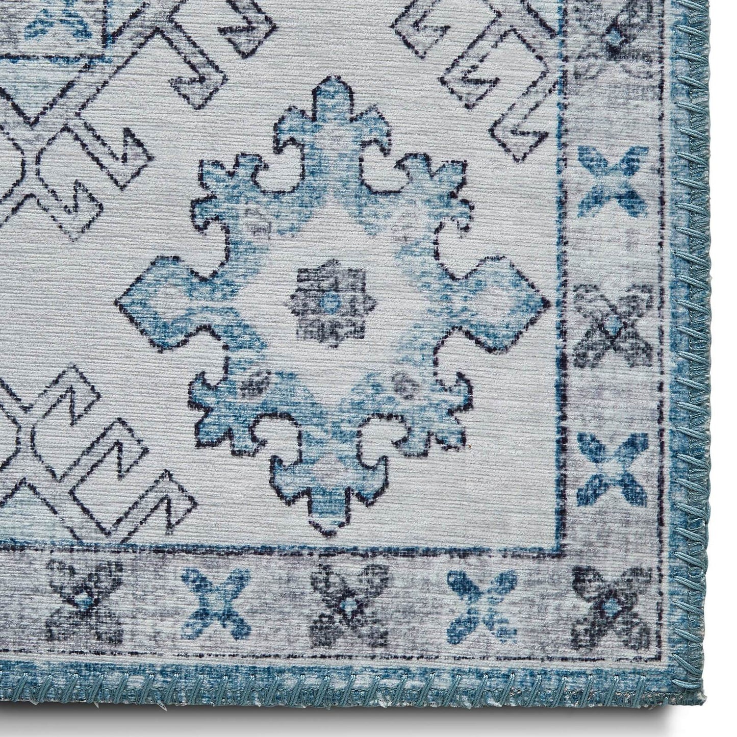 Think Rugs Topaz G4705 Light Blue Rug