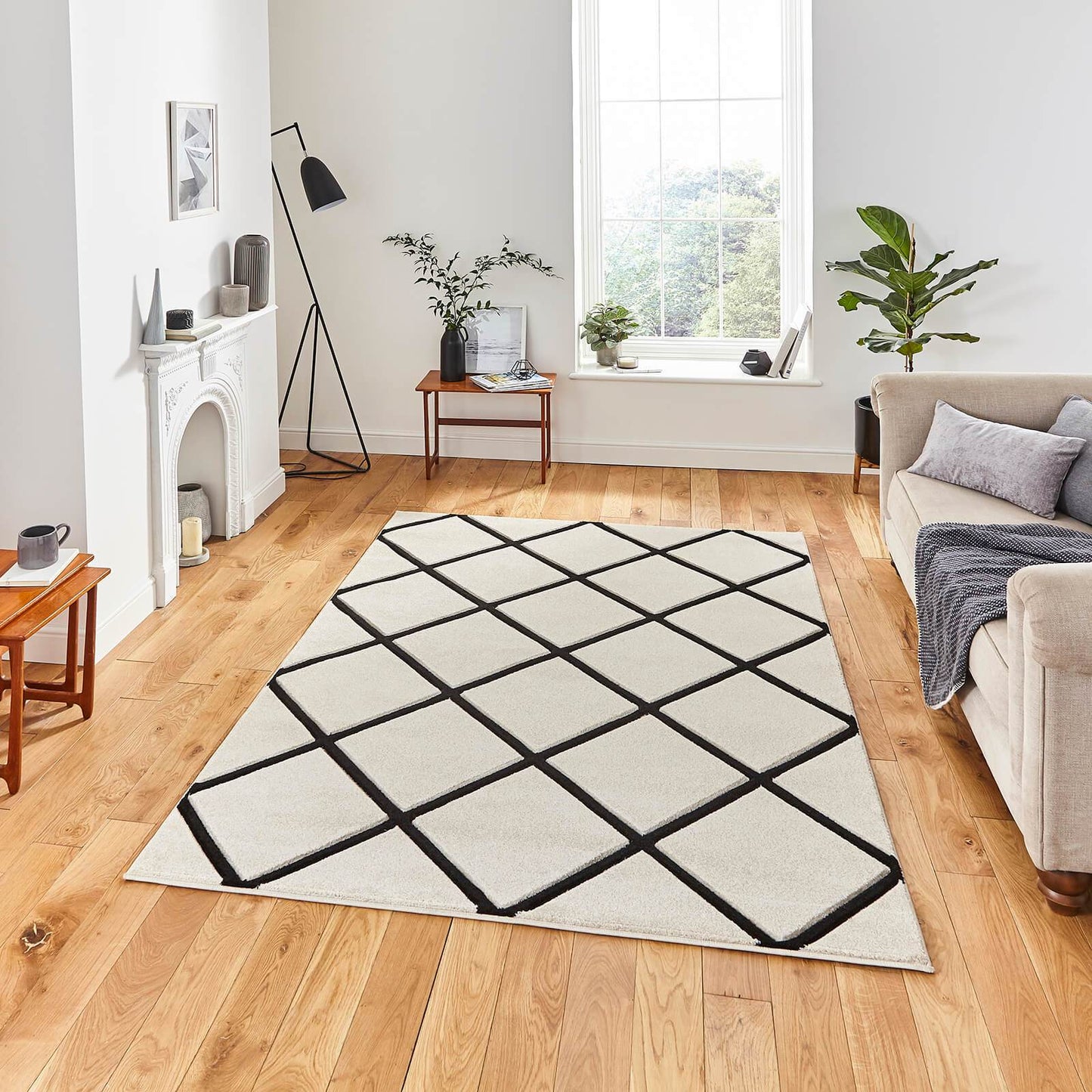 Think Rugs Matrix MT35 Cream / Black Rug